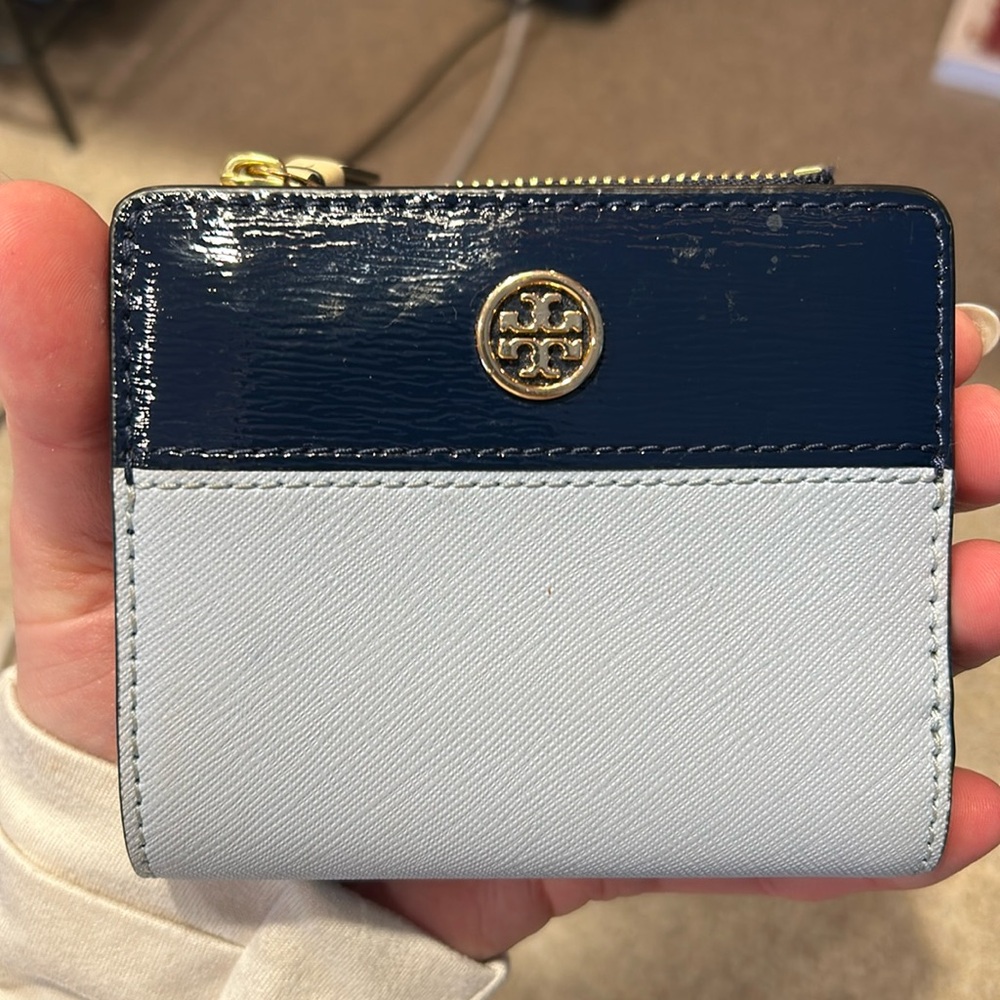 Tory Burch wallet